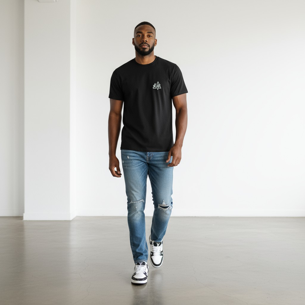 OFF PISTE OG CHEST LOGO T SHIRT BLACK